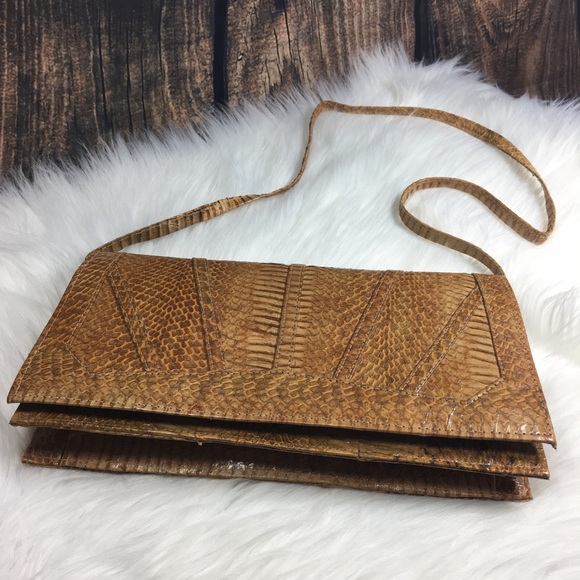 Handbags - Vintage Womens Cobra Snake Skin Clutch Purse